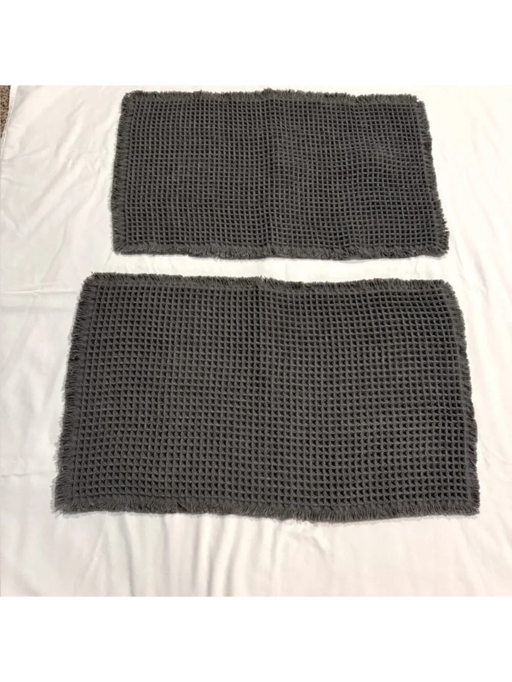 Gray Woven Bath Rugs set 2